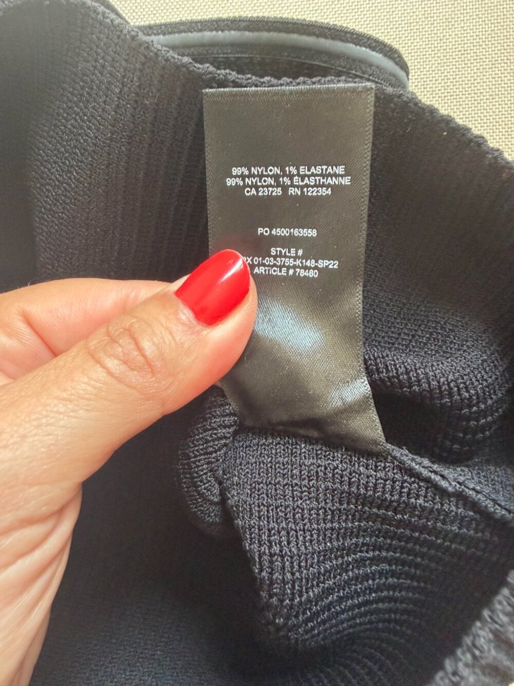 ARITZIA Black Babaton Sculpt Knit Ribbed Sweetheart Tube Top Size M - Picture 5 of 7